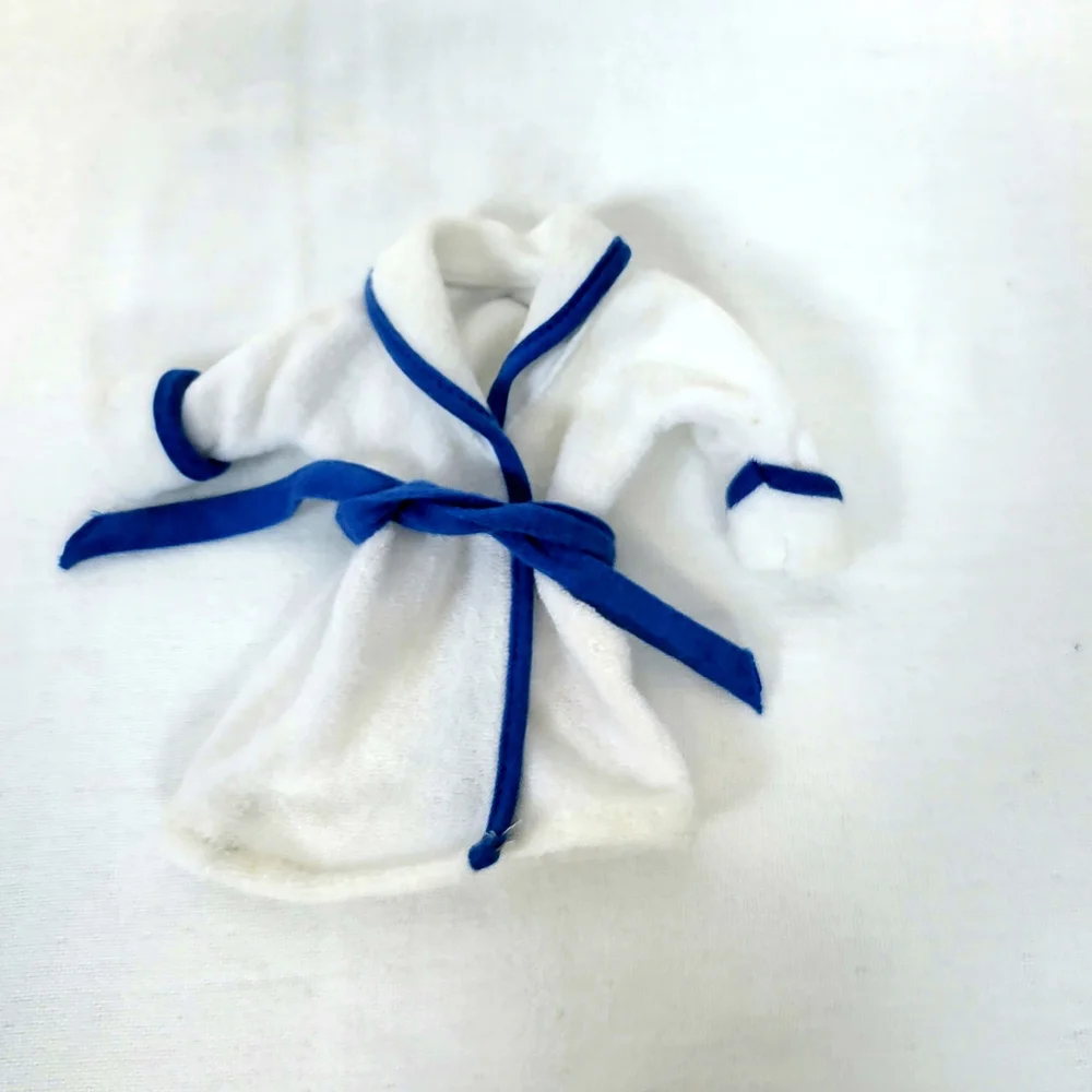 Barbie 1998 Bath Boutique White Blue Trim Terry Cloth Replacement‎ Bathrobe Vtg